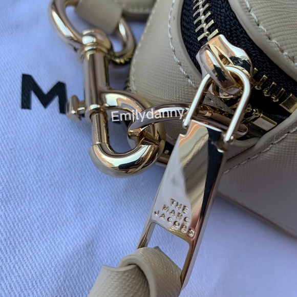 NWOT MARC JACOBS snapshot bag - Picture 7 of 9